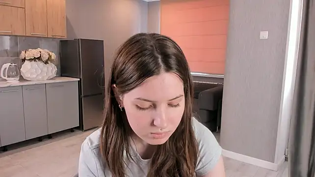 LorileeTruden's Webcam Show