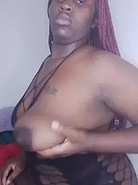 Webkamerová show Wairimu1