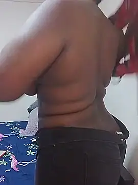 Webkamerová show Wairimu1