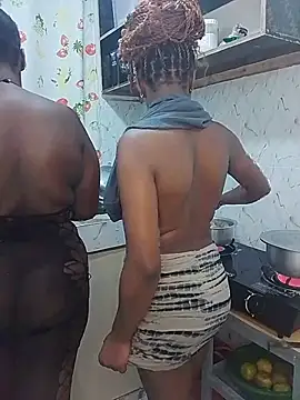 Show modela Wairimu1 na web-kameri