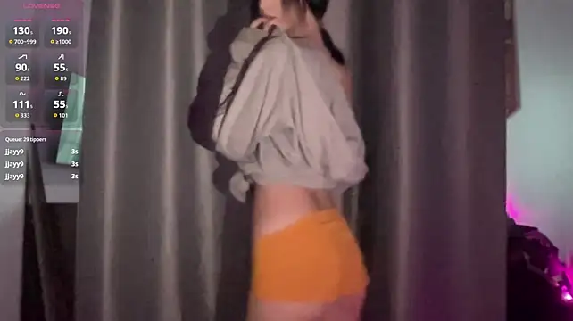 AlisonMilles' Live XXX Chat