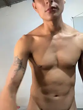 Tyler1999's Webcam Show