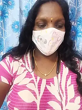 Tamil_MohanaSree Show in webcam