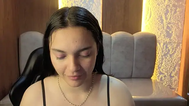 Julietha_Foxter_v Chat XXX live