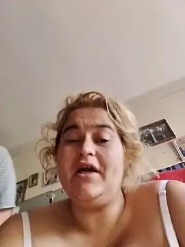 Csinibomba Pertunjukan Webcam