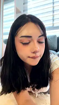 dani-nari's Webcam Show