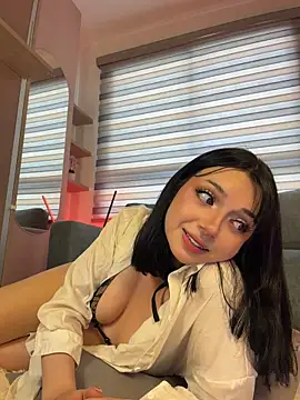dani-nari Adlı Modelin Canlı XXX Sohbeti
