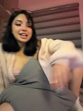 dani-nari's Webcam Show