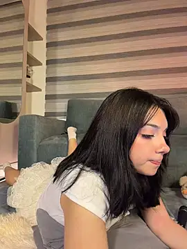 dani-nari's Live XXX Chat