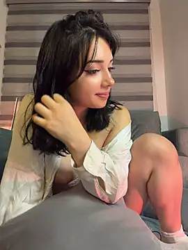 dani-nari's Webcam Show