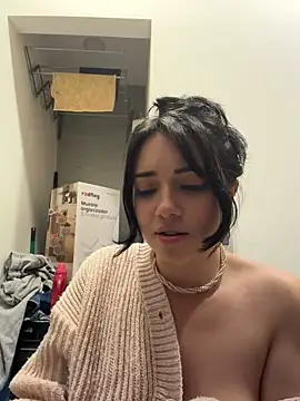 Chat +18 de dani-nari ao vivo