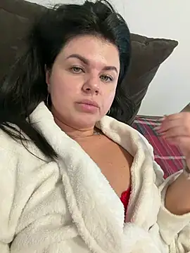 Lana_Brookn Webbikameraesitys