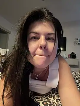 Czat XXX na żywo – Lana_Brook