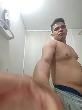 Show modela CARLITOSELVERGA-2026 na web-kameri