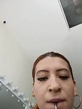 Chat +18 de Amberr_Foxx_ ao vivo