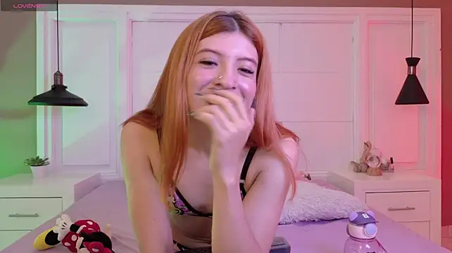 Amberr_Foxx_ Chat XXX in diretta