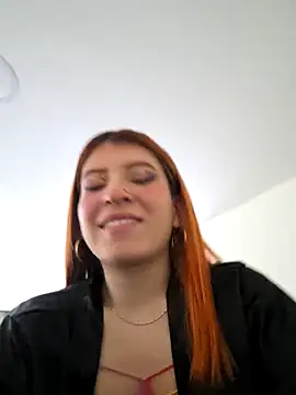 צ'אט XXX בשידור חי של Amberr_Foxx_