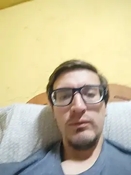 Hexenbane_02n Webbikameraesitys