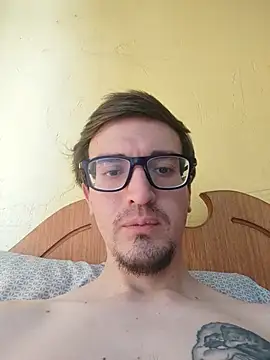 Hexenbane_02n Webbikameraesitys