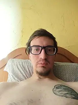 Hexenbane_02n Webbikameraesitys