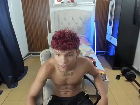 mhata_juann Webbikameraesitys