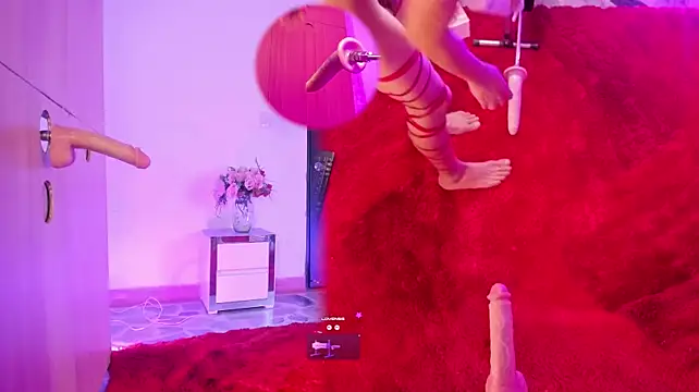 PeachMonroe Show Webcam