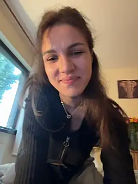 HolaQBola's Live XXX Chat