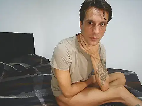 Show modela stefan27ro na web-kameri