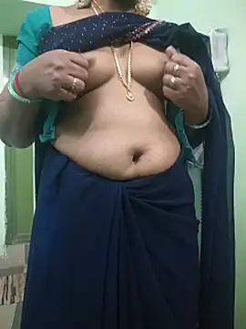 Show modela saro_tamilgirl na web-kameri