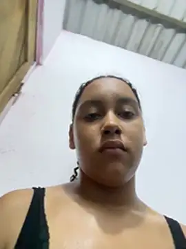 Honeey_Lunee Webcam Show