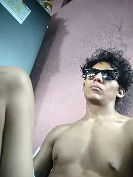 Ediblad ওয়েবক্যাম শো
