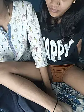 Ex_ppriya Webcam-Show