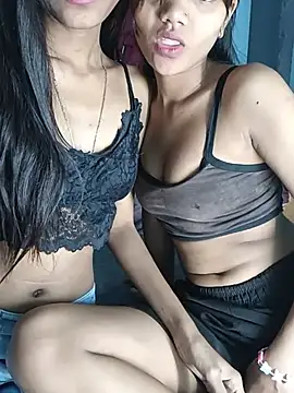 Show modela Ex_ppriya na web-kameri