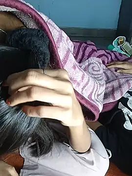 Ex_ppriya – webcam-show