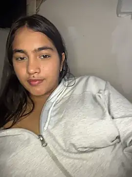 alma21z Chat XXX live