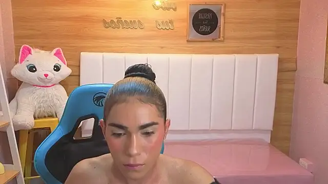 nahomy_a Webcam show