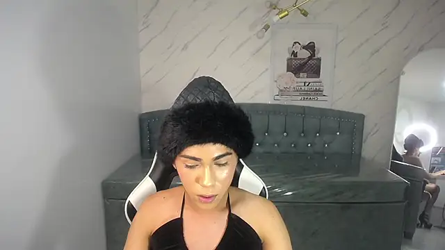 nahomy_a's Webcam Show