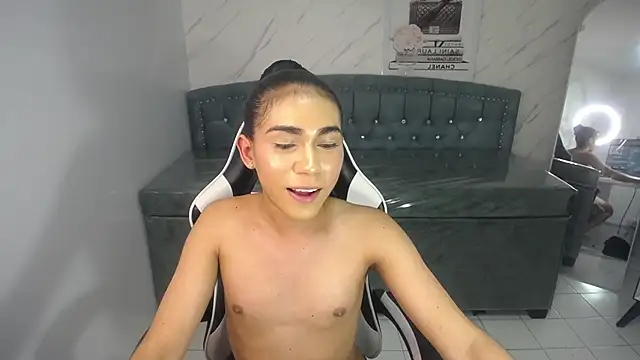Show de nahomy_a na webcam