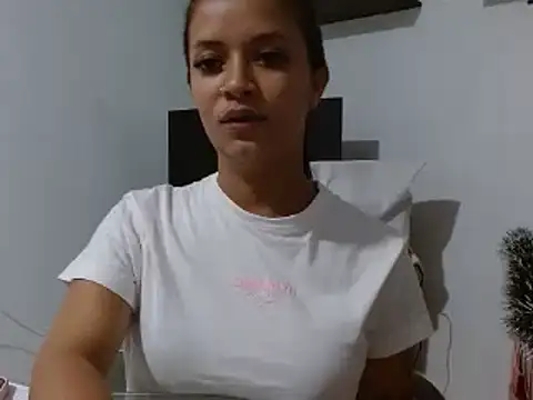 Webkamerová show maylatin