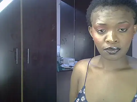 PrettyTemptationn's Live XXX Chat
