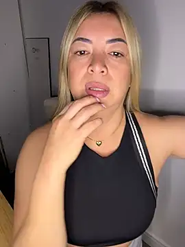 Show de Alessiafree na webcam