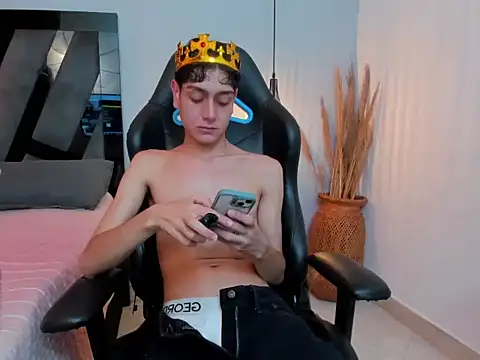 Sam_Restwod Шоу с уебкамера