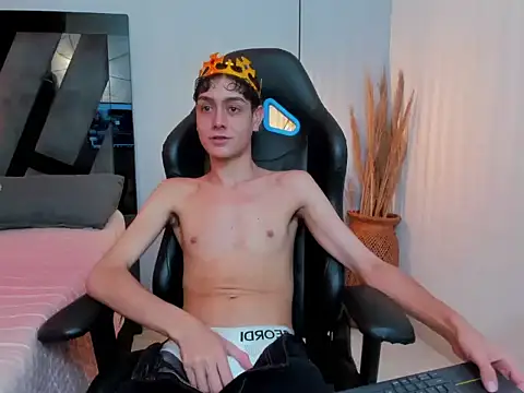 Show modela Sam_Restwod na web-kameri