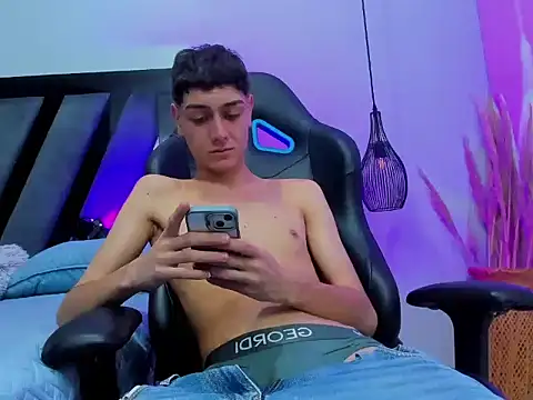 הופעת וובקאם של Sam_Restwod