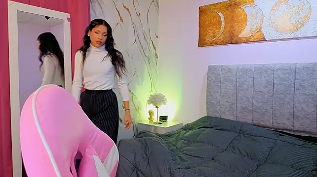 clara_evanss – Kamerová šou