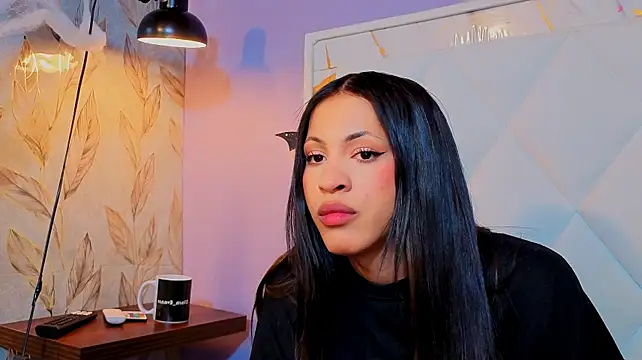 عرض كام clara_evanss