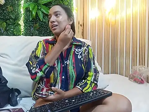 Show modela ayla_jana na web-kameri