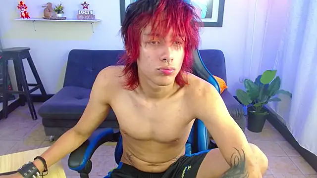 Show de adriaan_18 na webcam