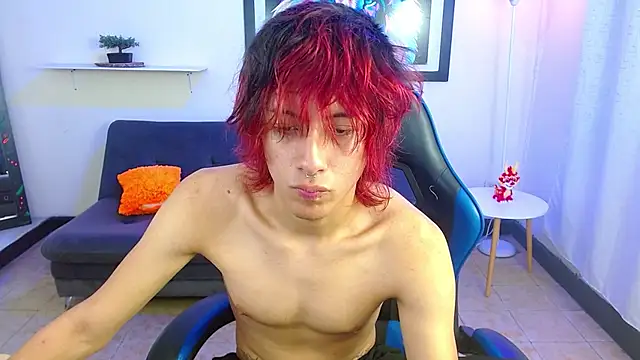 Вебкам-шоу adriaan_18
