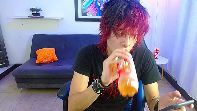 adriaan_18 webcam show